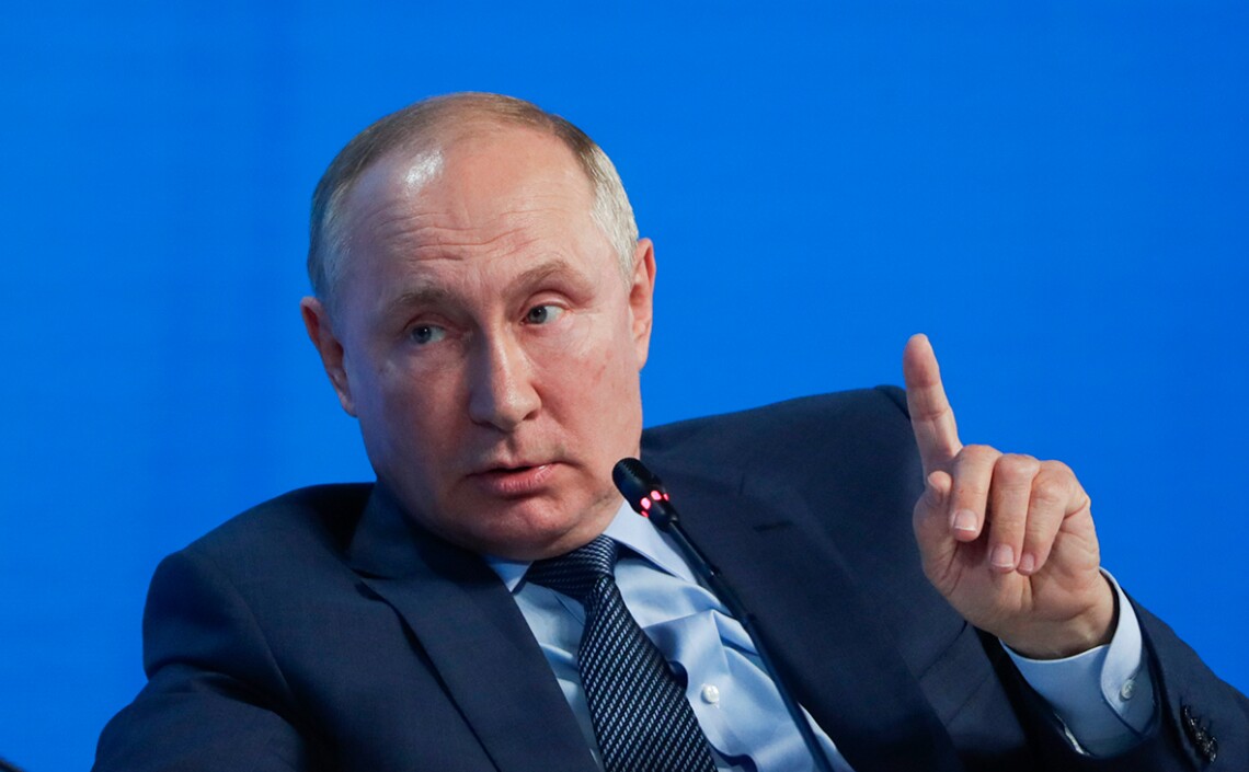 Путін помре у своєму кабінеті наприкінці літа: російський екстрасенс приголомшив прогнозом щодо смерті диктатора